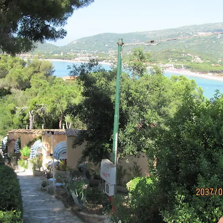 Mare Марина-ди-Кампо
